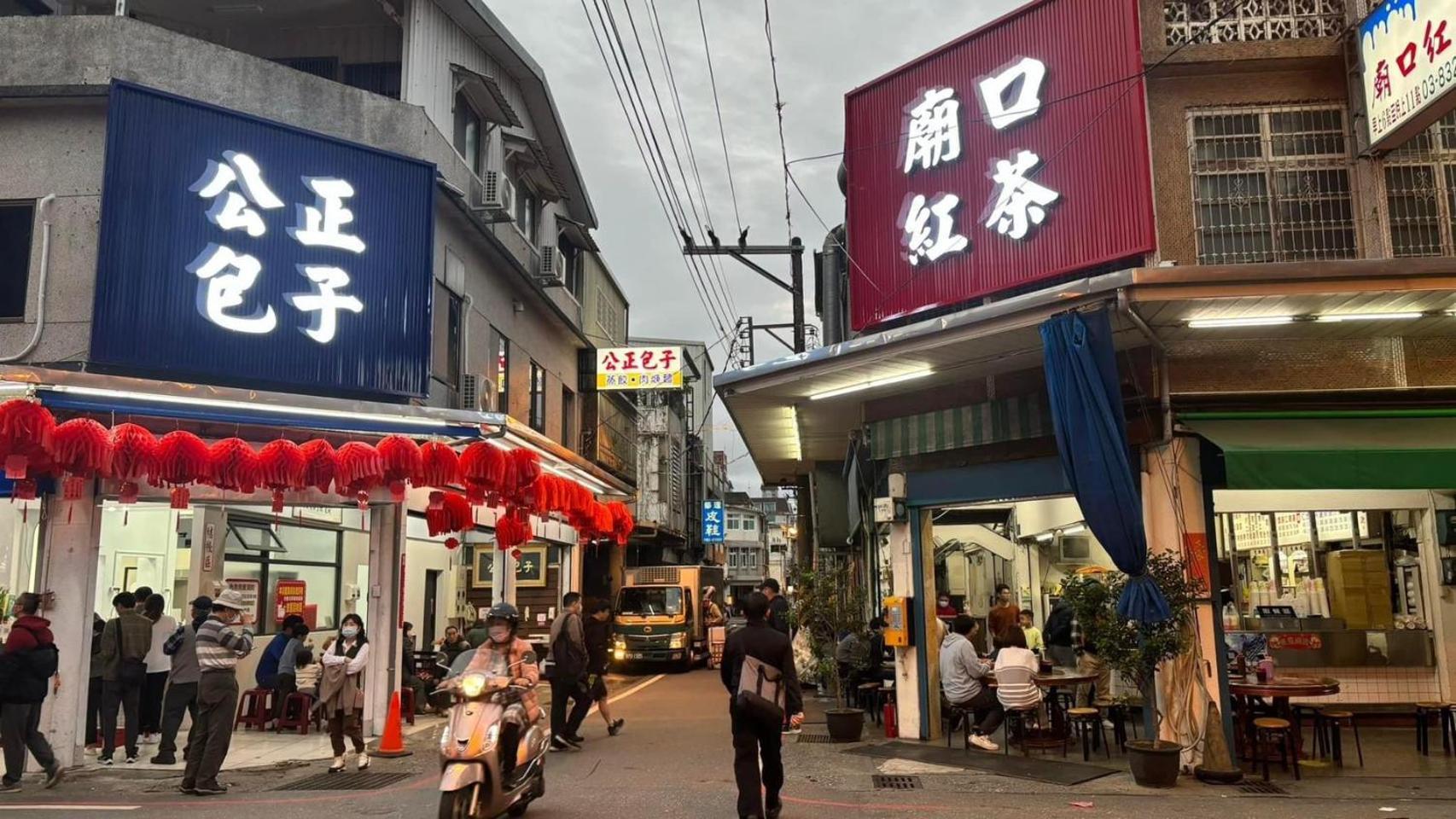 五指山東大門夜市民宿-有旅遊補助-有洗烘衣機-可停重機-可包棟 Hualien Exterior foto